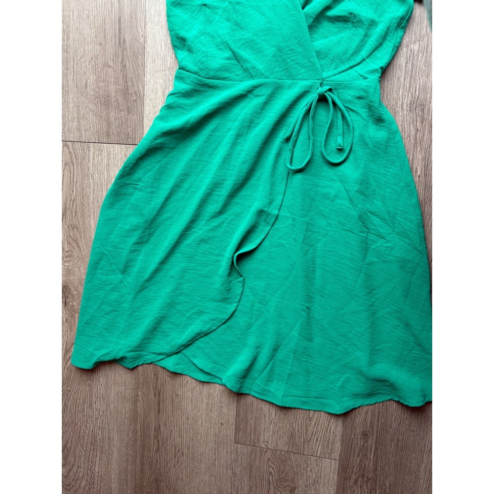 Monteau Los Angeles Womens Green Wrap Front Flutter Sleeve Dress Size XS - Picture 4 of 9